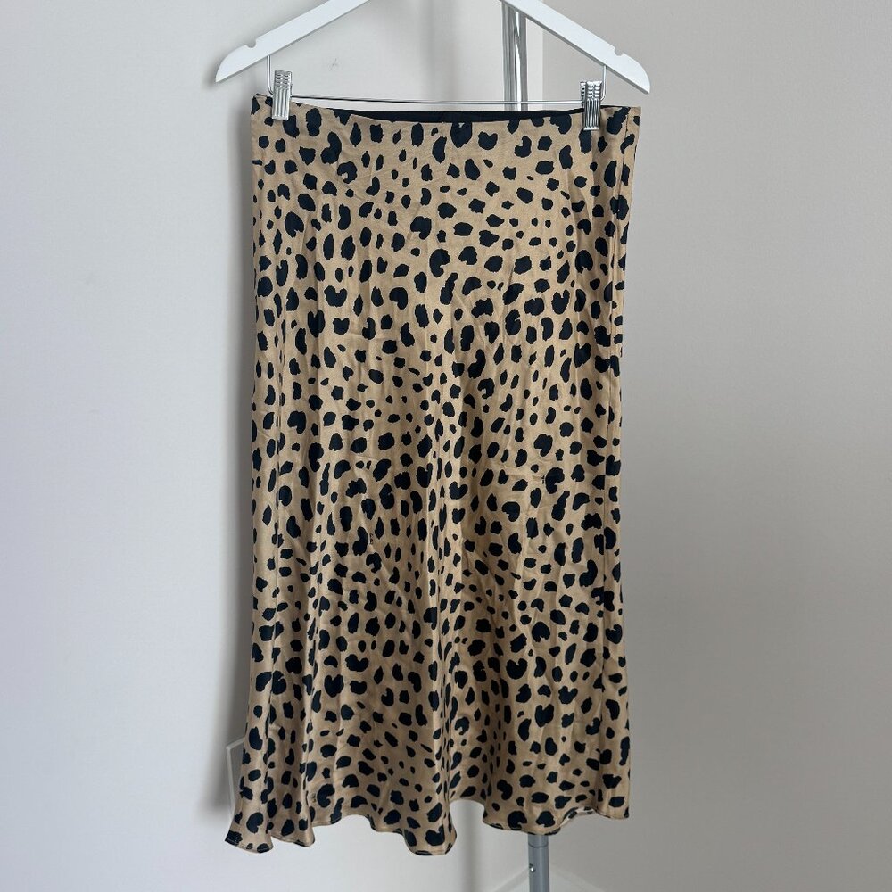 Réalisation Par “Naomi” Leopard Print Silk Midi Skirt (Size XL)